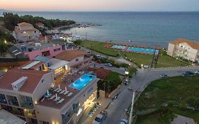 Porto Planos Beach Hotel
